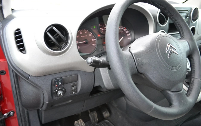 Citroen Berlingo cena 26900 przebieg: 282000, rok produkcji 2010 z Mosina małe 326